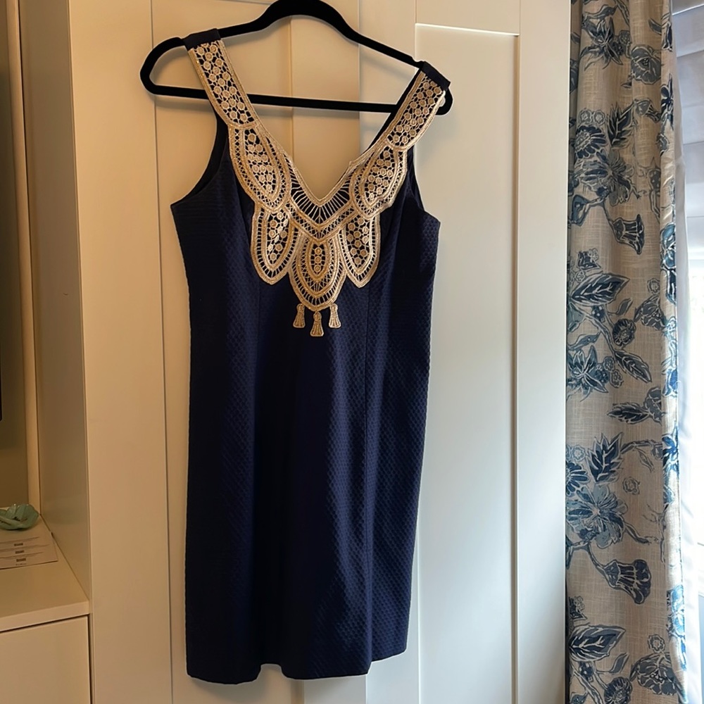 Lily Pulitzer navy shift dress, size 0